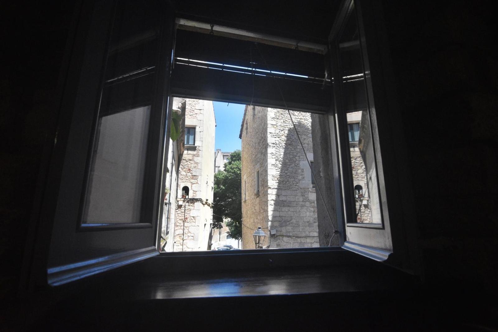 Pensio Bellmirall Girona Exteriér fotografie